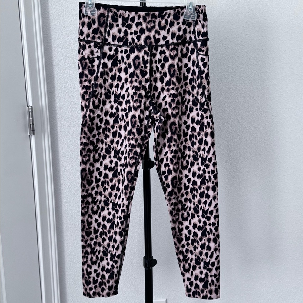 Victoria's Secret  Leopard Pattern Leggings